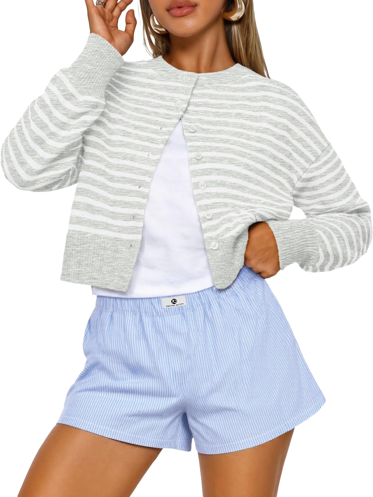 Trendy Queen Women’s Relaxed Cropped Knit Cardigan