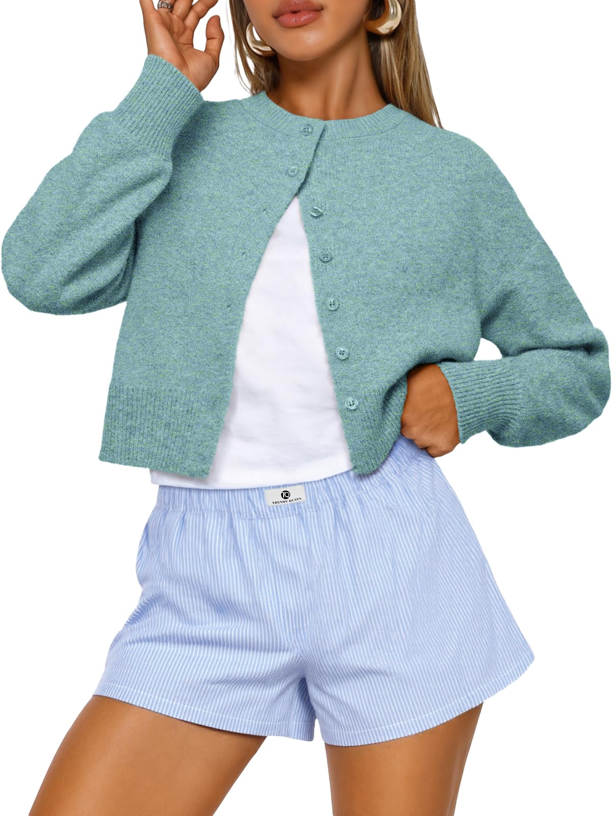 Trendy Queen Women’s Relaxed Cropped Knit Cardigan