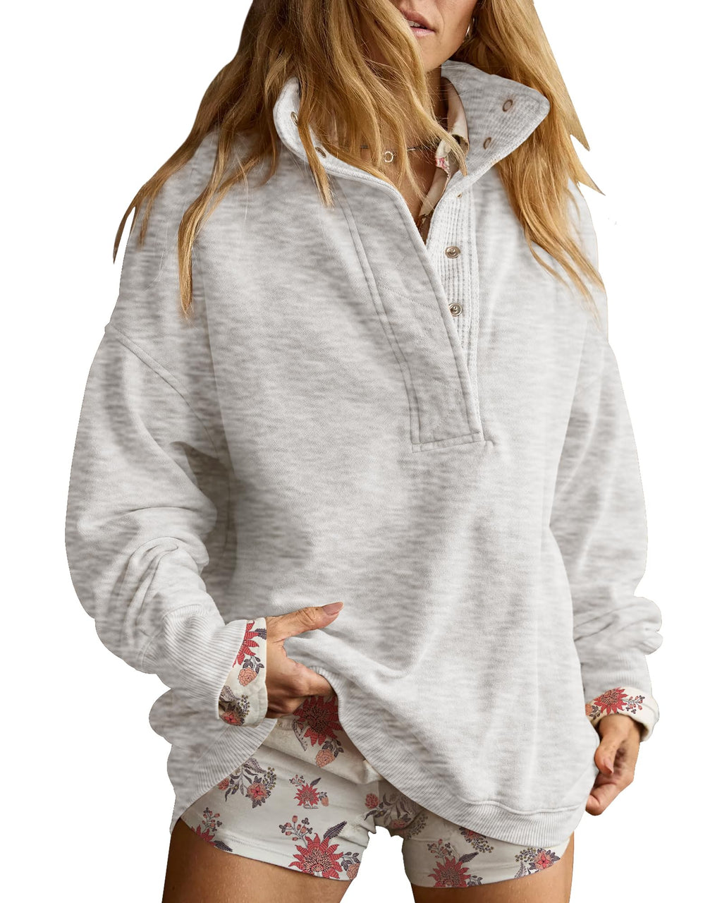 Gacaky Women’s Oversized Snap-Neck Sweatshirt