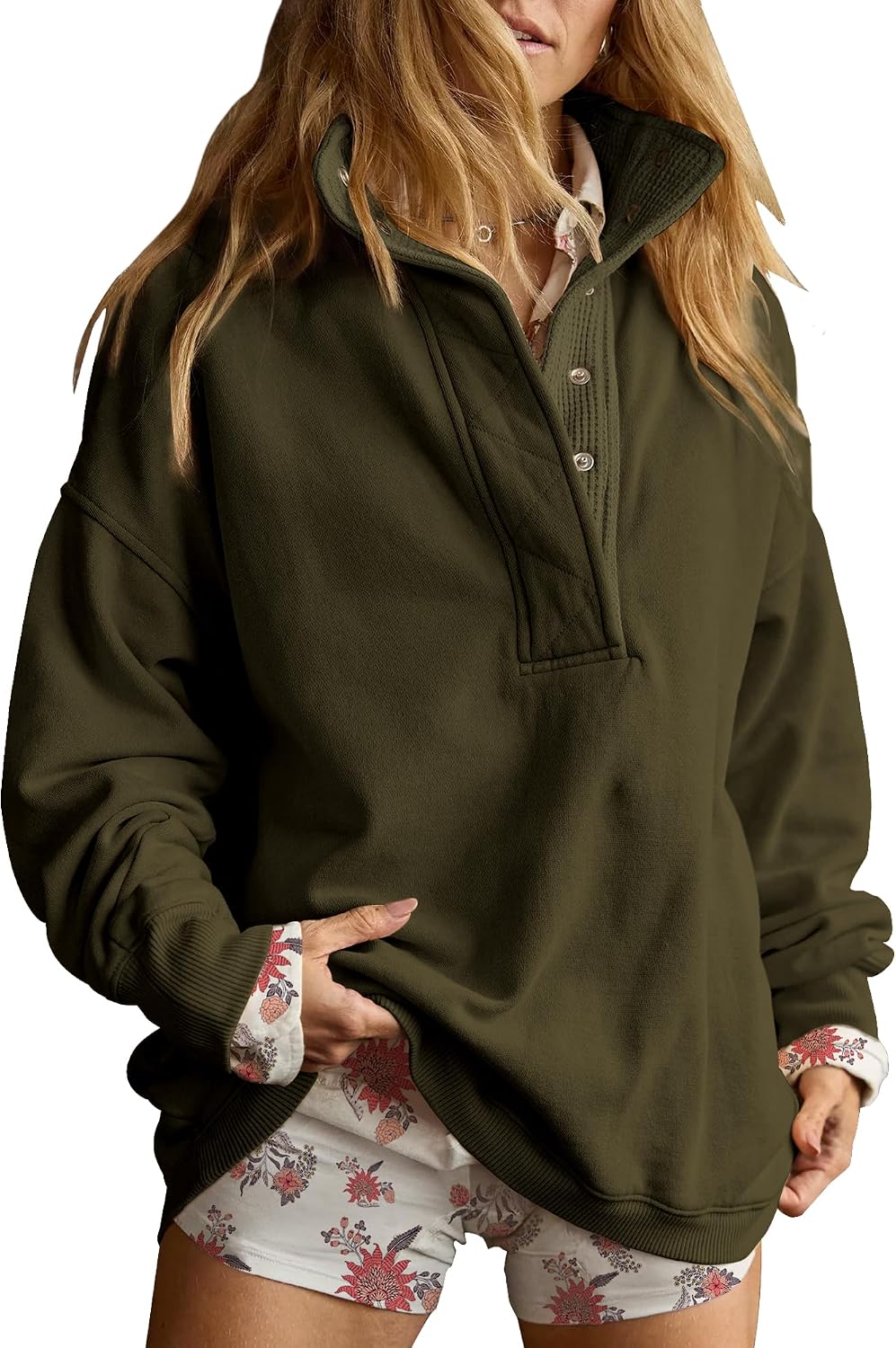 Gacaky Women’s Oversized Snap-Neck Sweatshirt