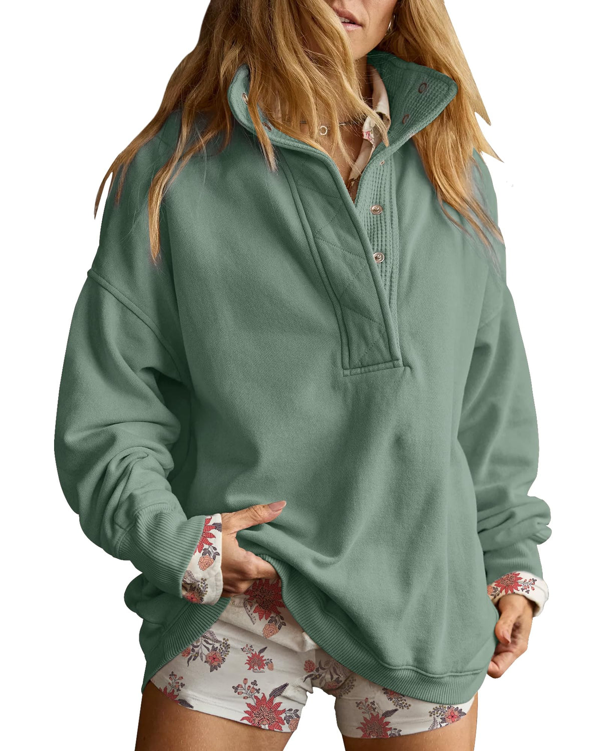 Gacaky Women’s Oversized Snap-Neck Sweatshirt